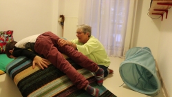 &Tau;&rho;&epsilon;&iota;&sigmaf; &pi;&alpha;&rho;ά&gamma;&omicron;&nu;&tau;&epsilon;&sigmaf;