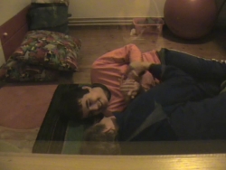 &Kappa;&omicron;&nu;&tau;ά &tau;&omicron;&upsilon;