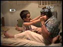 &Tau;&alpha; &pi;&lambda;&epsilon;&omicron;&nu;&epsilon;&kappa;&tau;ή&mu;&alpha;&tau;&alpha; &tau;&omicron;&upsilon; &Kappa;έ&nu;&tau;&rho;&omicron; &Alpha;&upsilon;&tau;&iota;&sigma;&mu;&omicron;ύ