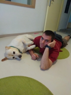 &Theta;&epsilon;&rho;&alpha;&pi;&epsilon;&upsilon;&tau;&iota;&kappa;ό &pi;&alpha;&iota;&chi;&nu;ί&delta;&iota; &mu;&epsilon; &pi;&alpha;&rho;&omicron;&upsilon;&sigma;ί&alpha; &sigma;&kappa;ύ&lambda;&omicron;&upsilon;